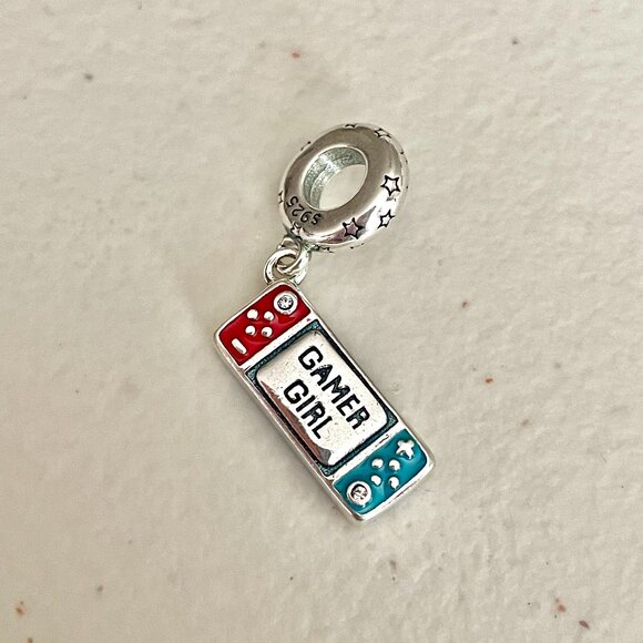 Gamer Girl Video Game Console Bracelet Charm - Picture 1 of 3